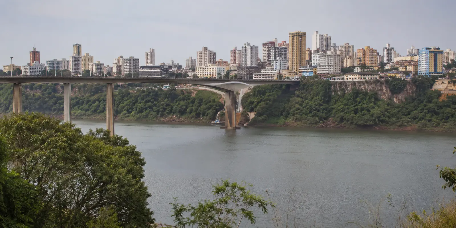 VPN com IP brasileiro no Paraguai: estar ao lado do Brasil não faz a internet tratar você como se estivesse no Brasil